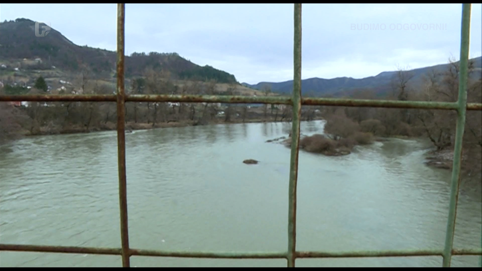 Zločinci na slobodu, branioci u zatvoru